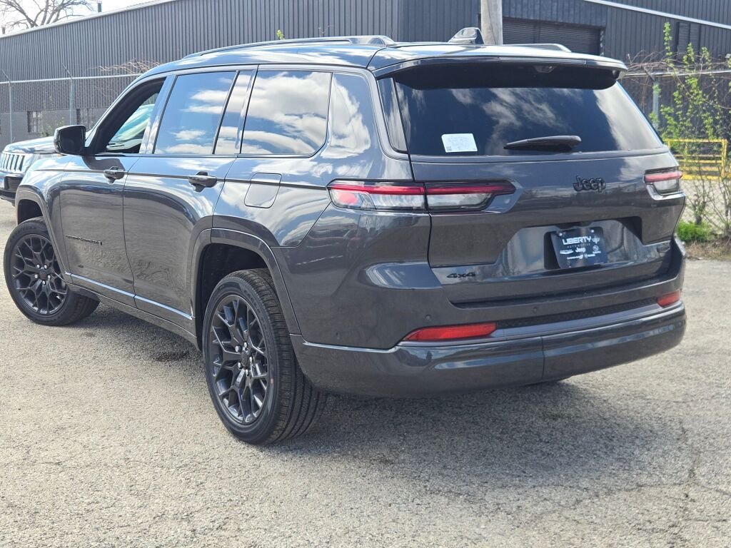 New 2026 Baltic Gray Metallic Clear-Coat Exterior Paint Jeep Summit image 16