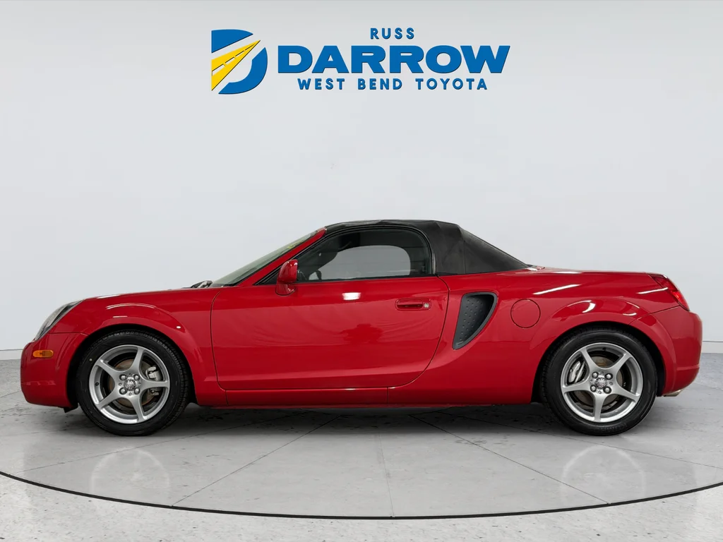 Used 2000 Red Toyota Base image 4