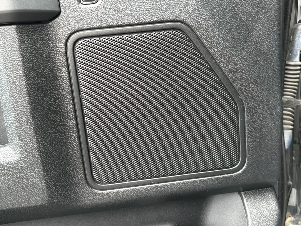 Used 2018 Gray Ford XLT image 32
