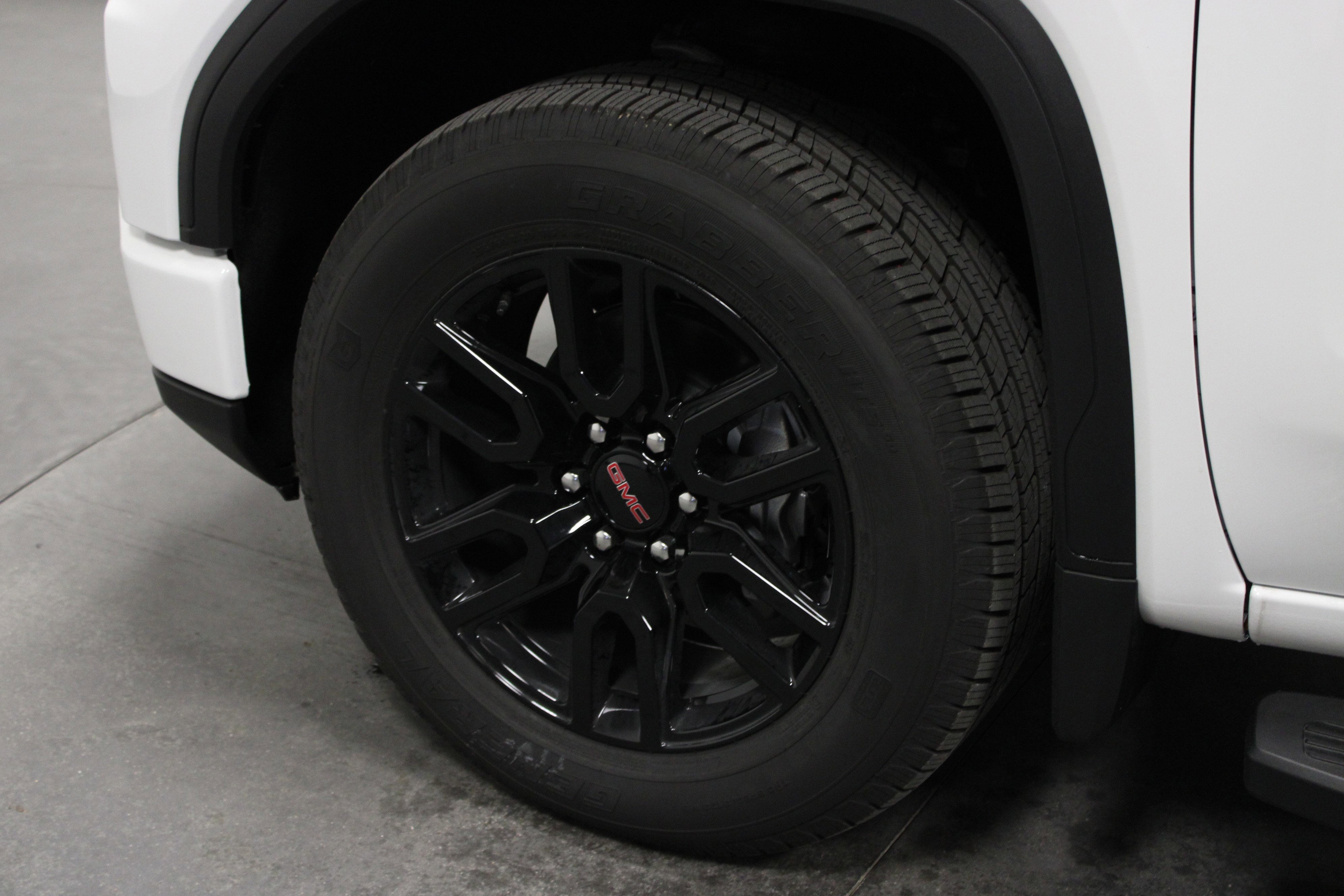 2025 GMC Sierra 1500 Elevation - Photo 9