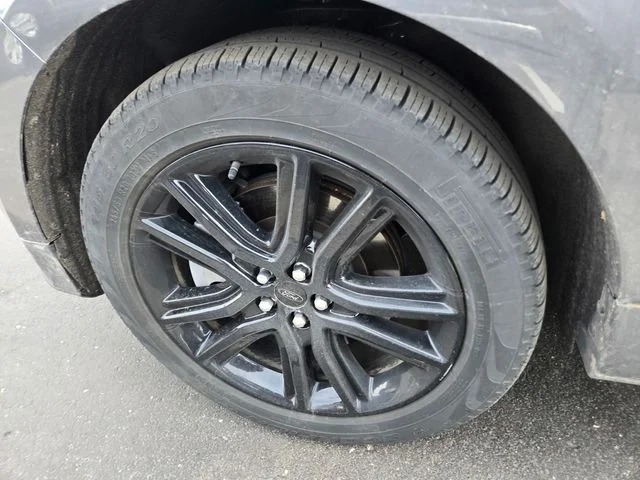 Used 2024 Carbonized Gray Metallic Ford ST Line image 48