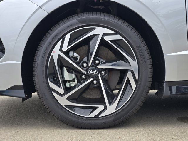New 2026 Silver Hyundai SEL Sport image 7