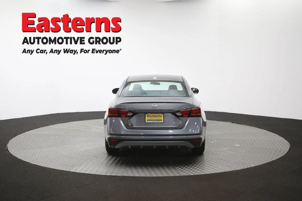 Used 2024 Gray Nissan 2.5 SV image 37