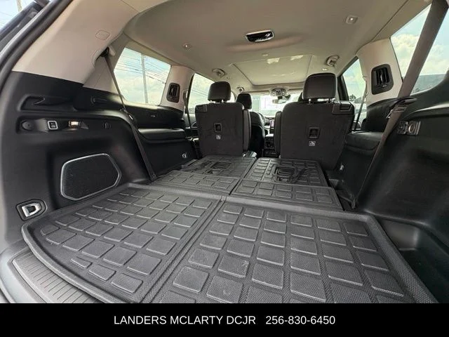 Used 2022 White Jeep Limited image 21