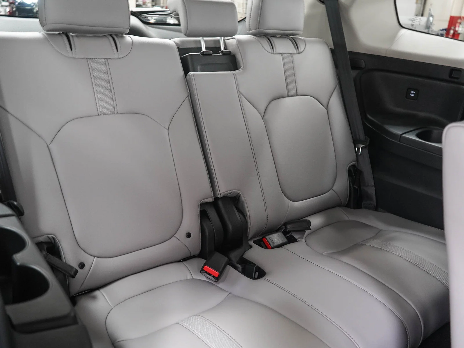 Used 2025 Blue Honda EX-L image 16