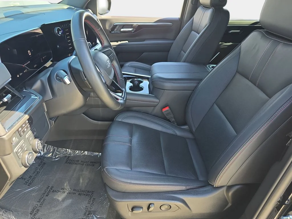 Used 2025 Black Chevrolet RST image 19