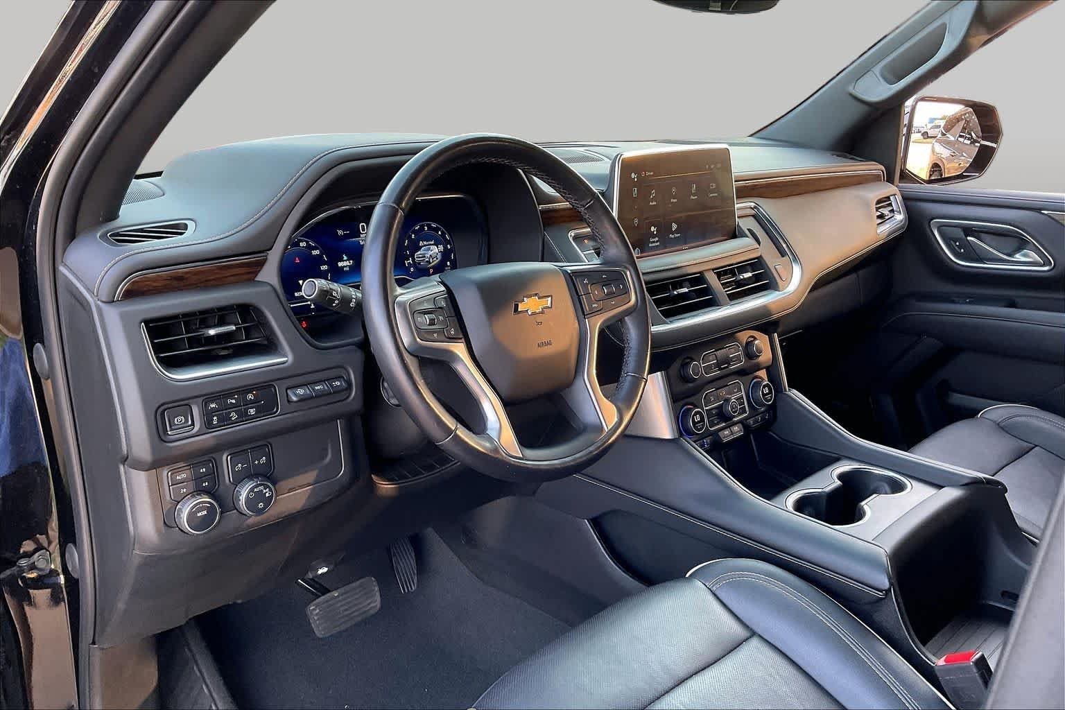 Used 2023 Black Chevrolet Premier image 17