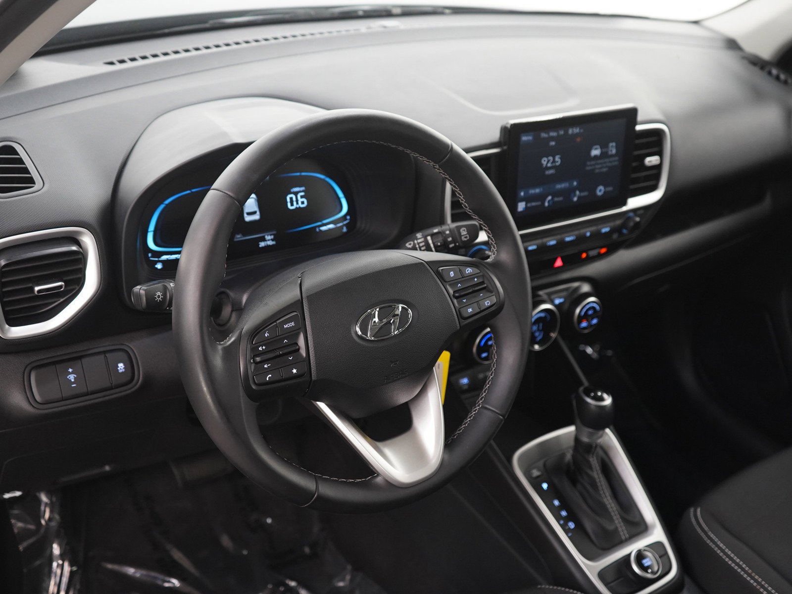 2023 Hyundai Venue SEL - Photo 20