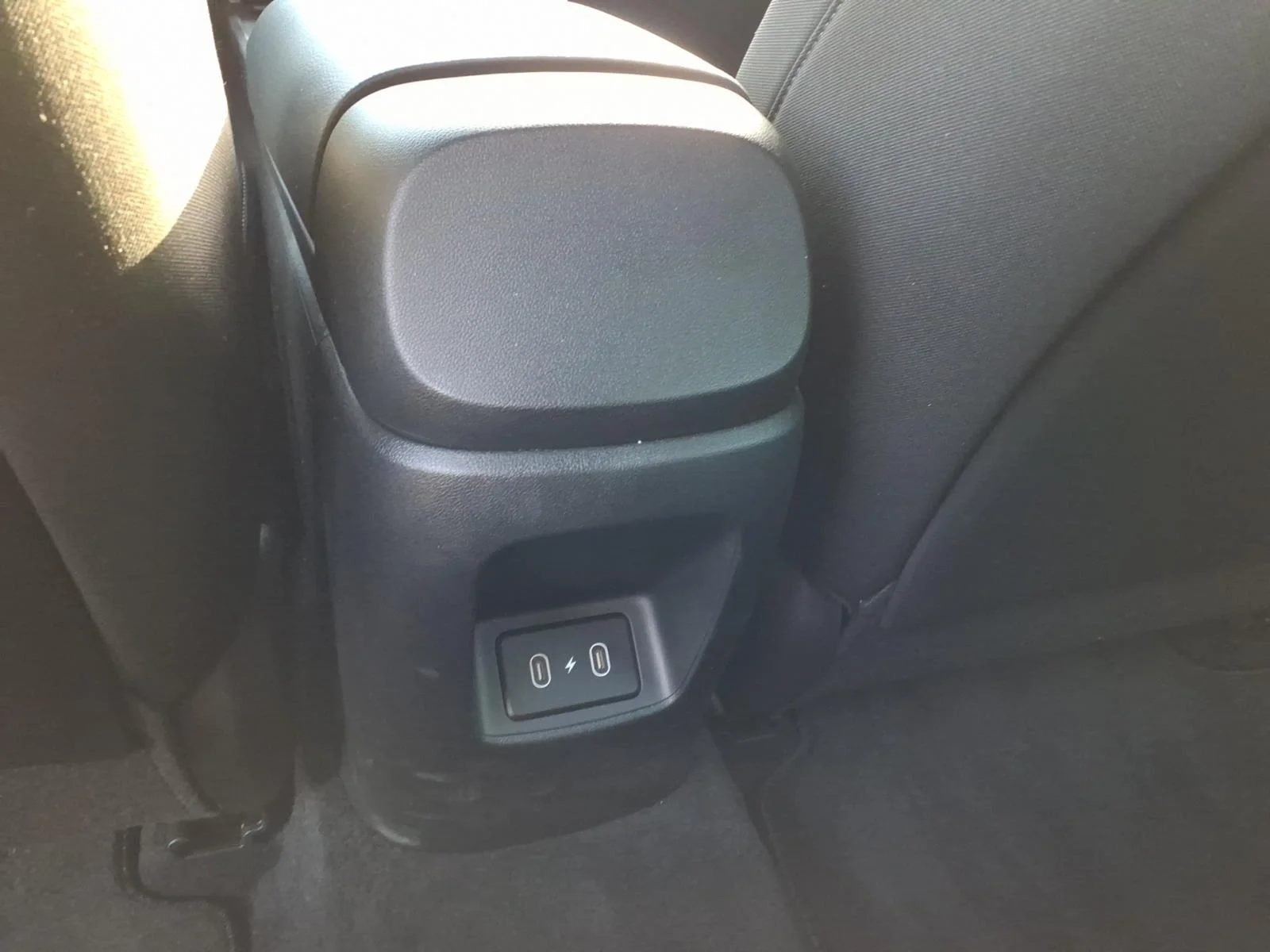 Used 2025 Black Hyundai SEL Sport image 4