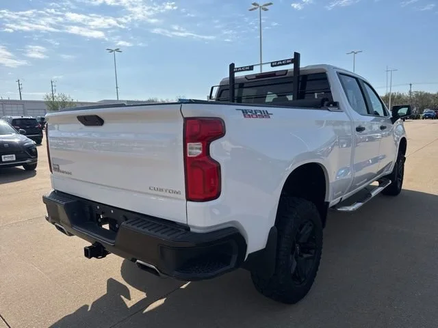 Used 2019 Summit White Chevrolet Custom Trail Boss image 4