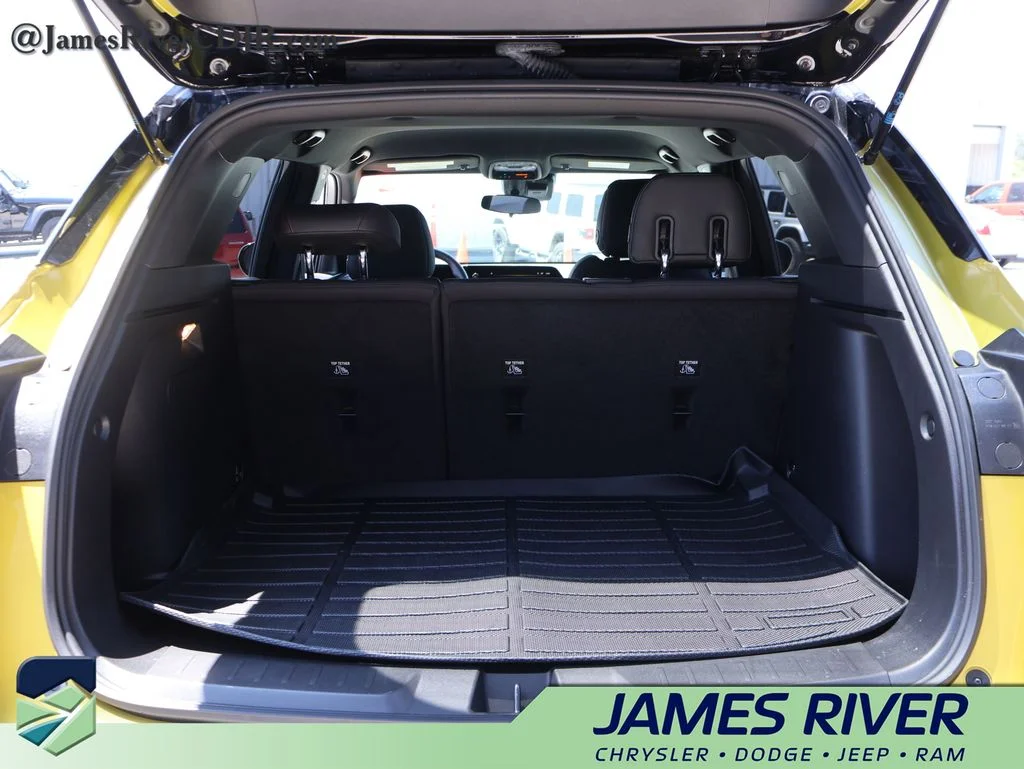 Used 2025 Yellow Chevrolet RS image 14