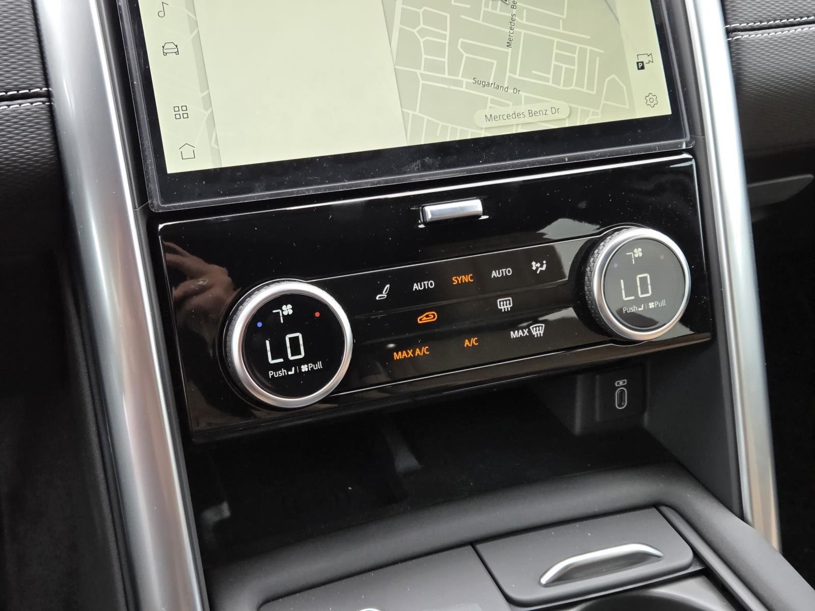 New 2026 Sedona Red Land Rover Gemini Edition image 28