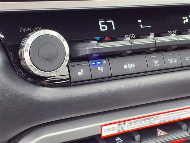 New 2025 Black Toyota Platinum image 7