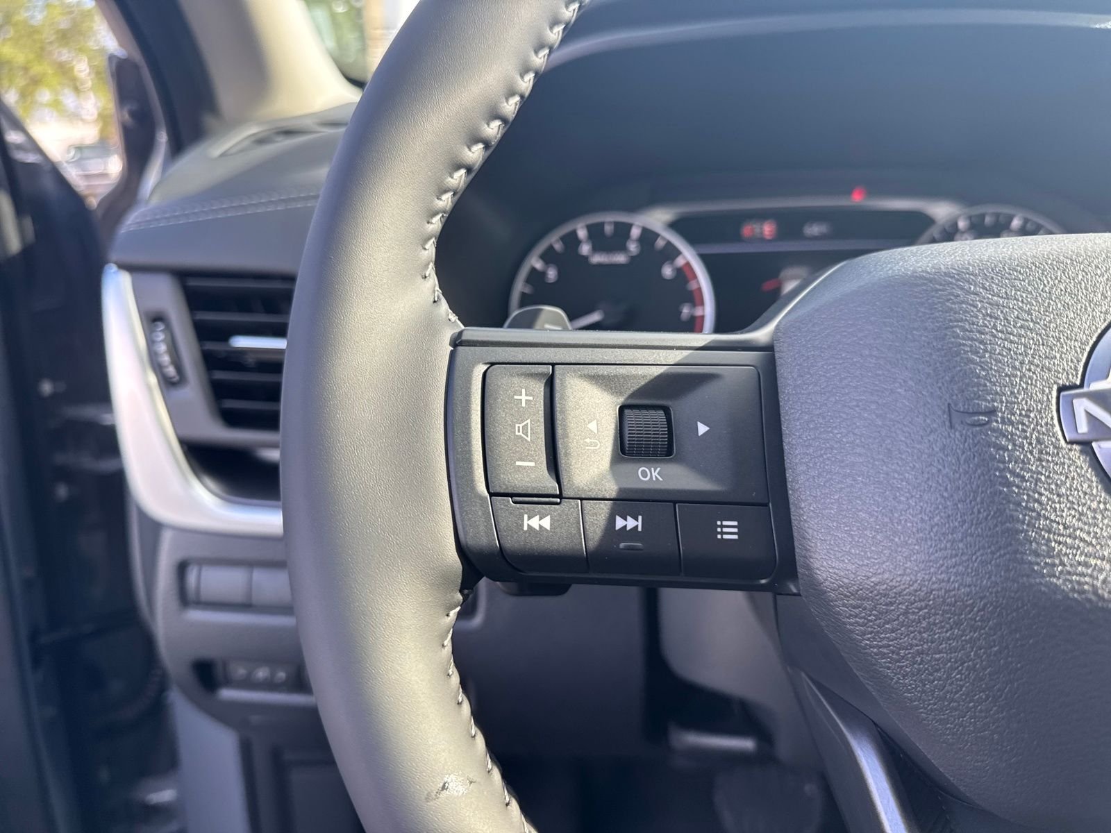 New 2026 Nissan Rogue SV 4D Sport Utility