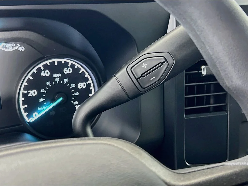 New 2026 Carbonized Gray Metallic Ford XLT image 10