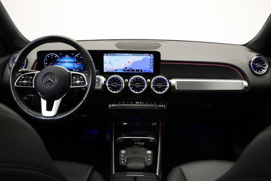 Used 2022 Mountain Gray Metallic Mercedes-Benz GLB 250 image 17
