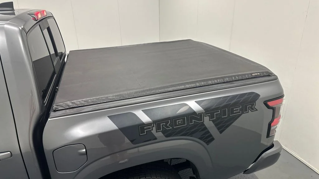 Used 2022 Gray Nissan SV image 25