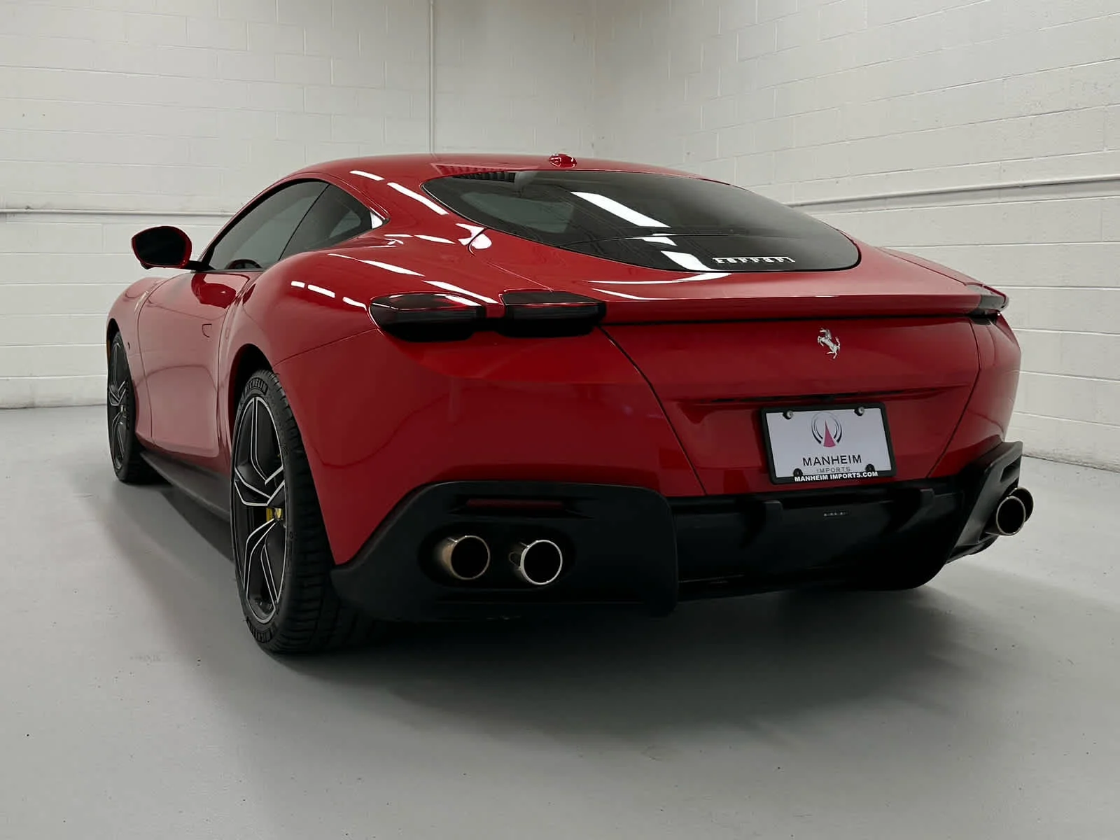 Used 2022 RED Ferrari  image 8