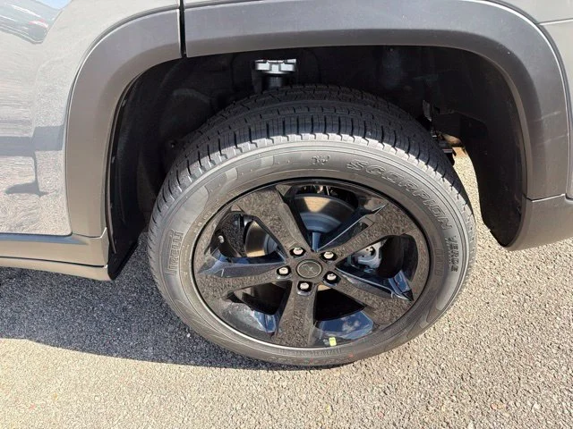 New 2027 Gray Jeep Limited image 6