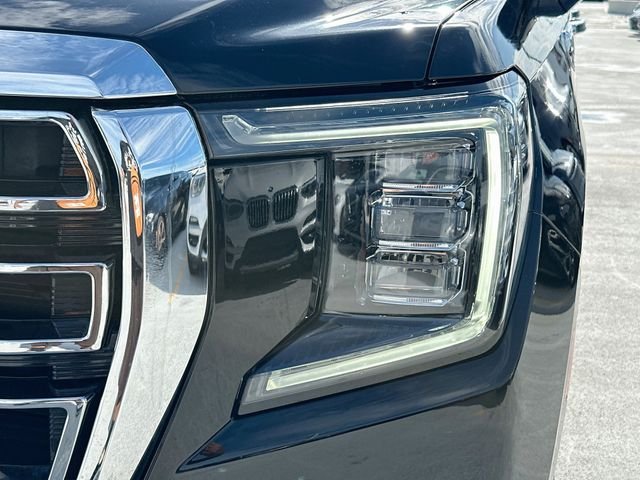 Used 2022 Black GMC SLT image 32