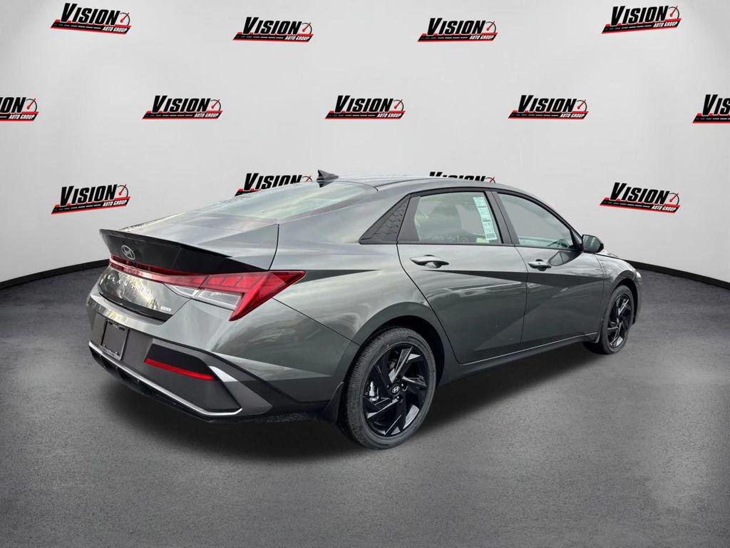 New 2026 Gray Hyundai SEL Sport image 5