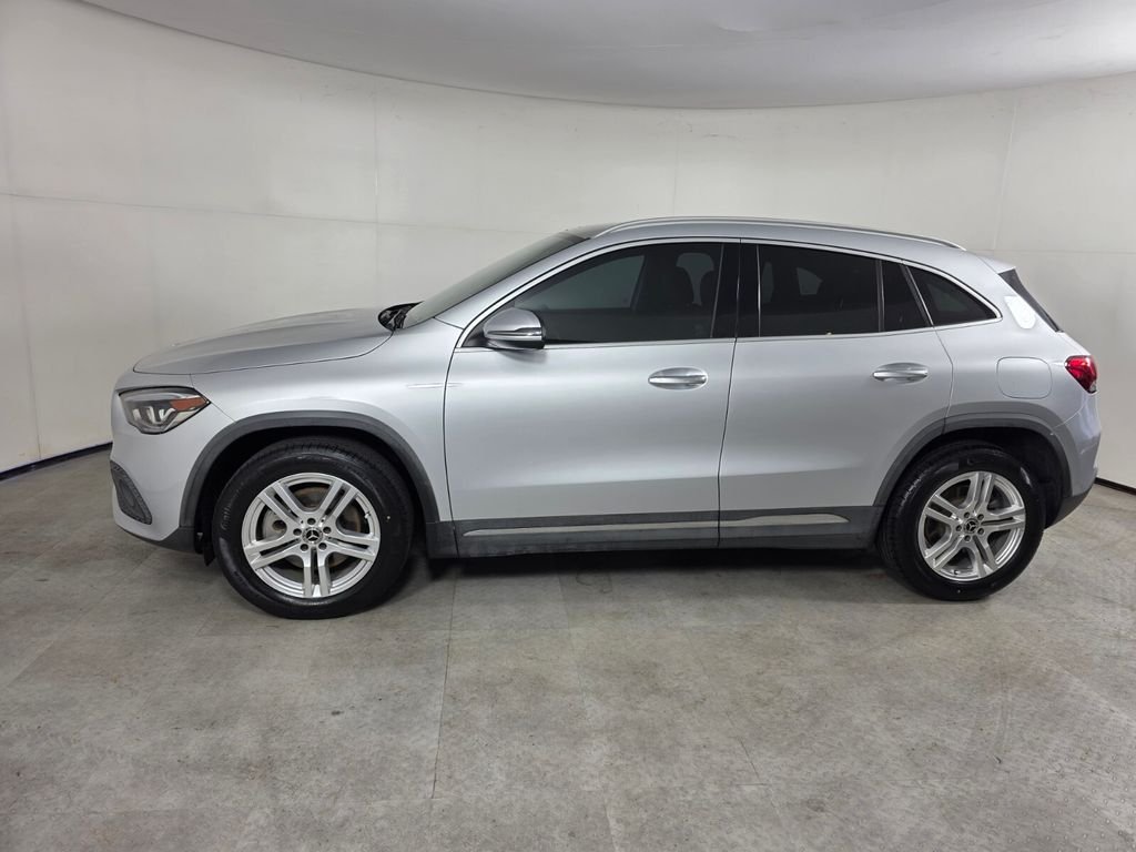 Used 2021 Silver Mercedes-Benz GLA 250 image 7