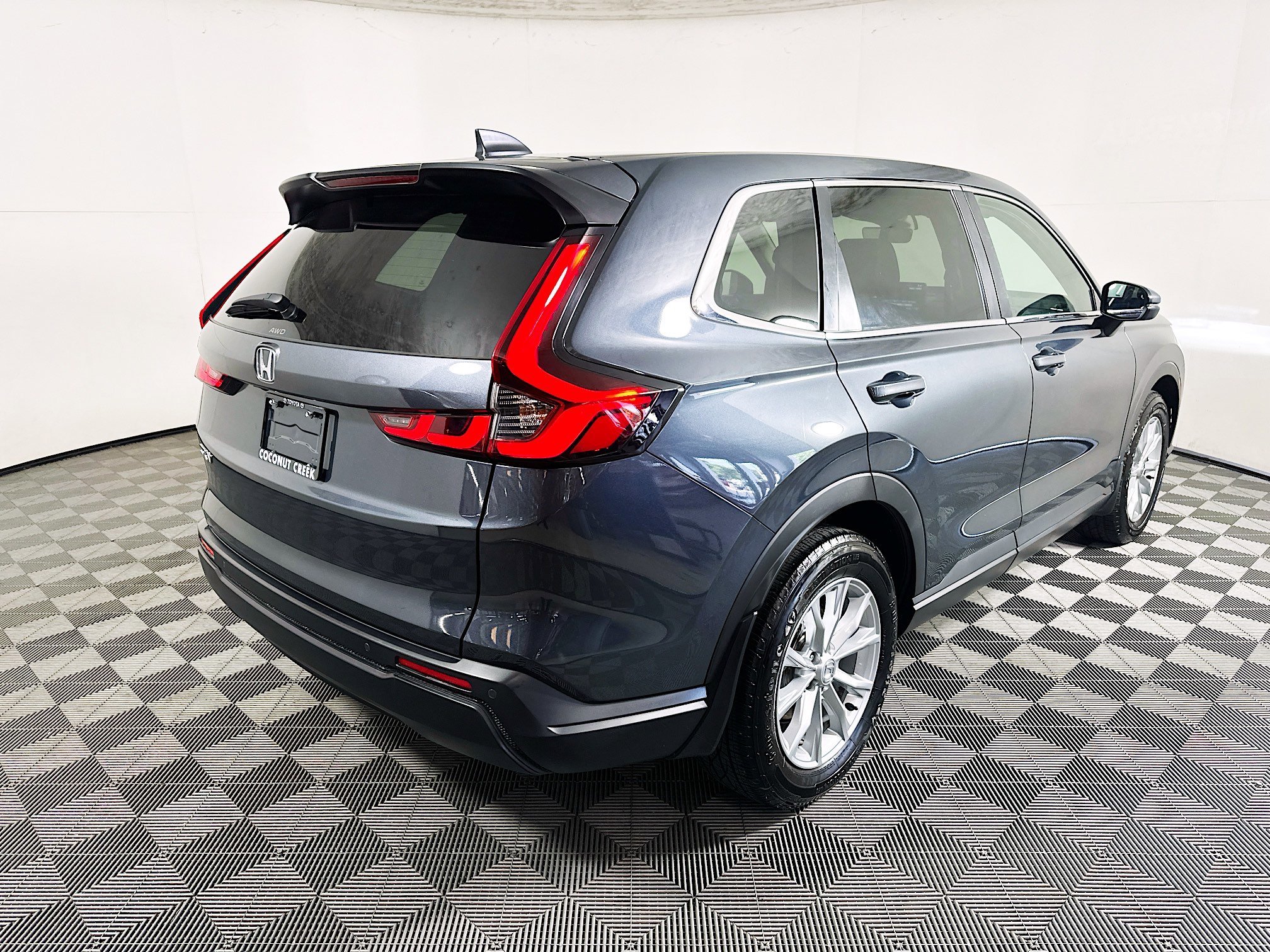 2025 Honda CR-V thumbnail 5