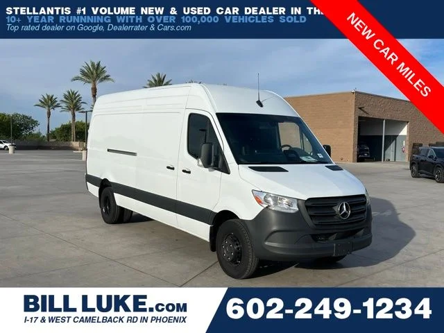 2025 Mercedes-Benz Sprinter 4500 170 WB HO High Roof's photo