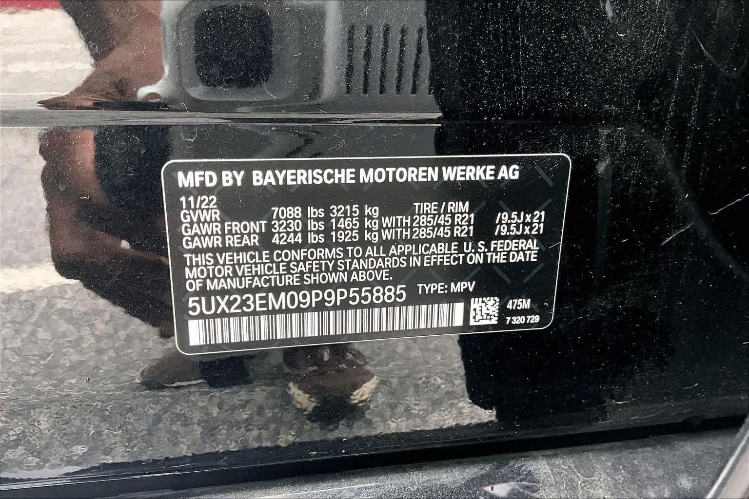 Used 2023 Black Sapphire Metallic BMW xDrive40i image 37