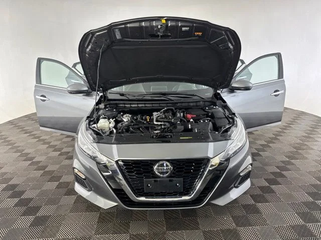 Used 2021 Gray Nissan 2.5 SV image 11