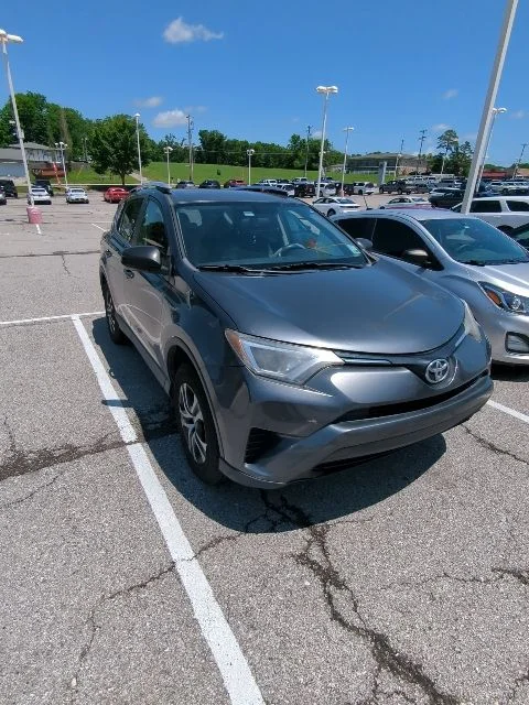 Used 2016 Gray Toyota LE image 7