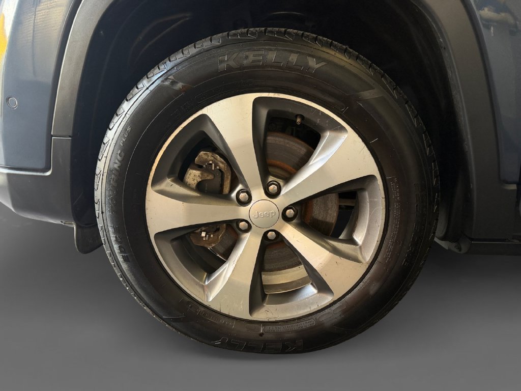 Used 2021 Blue Jeep Limited image 16