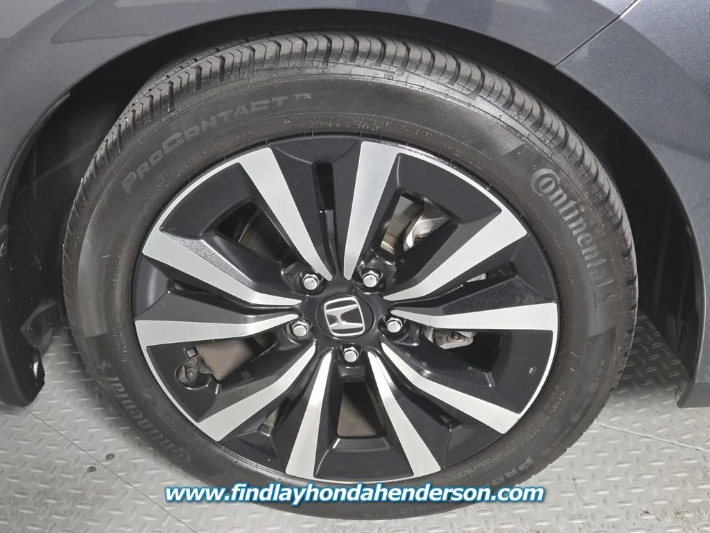 2024 Honda Civic Hatchback EX-L - Photo 12
