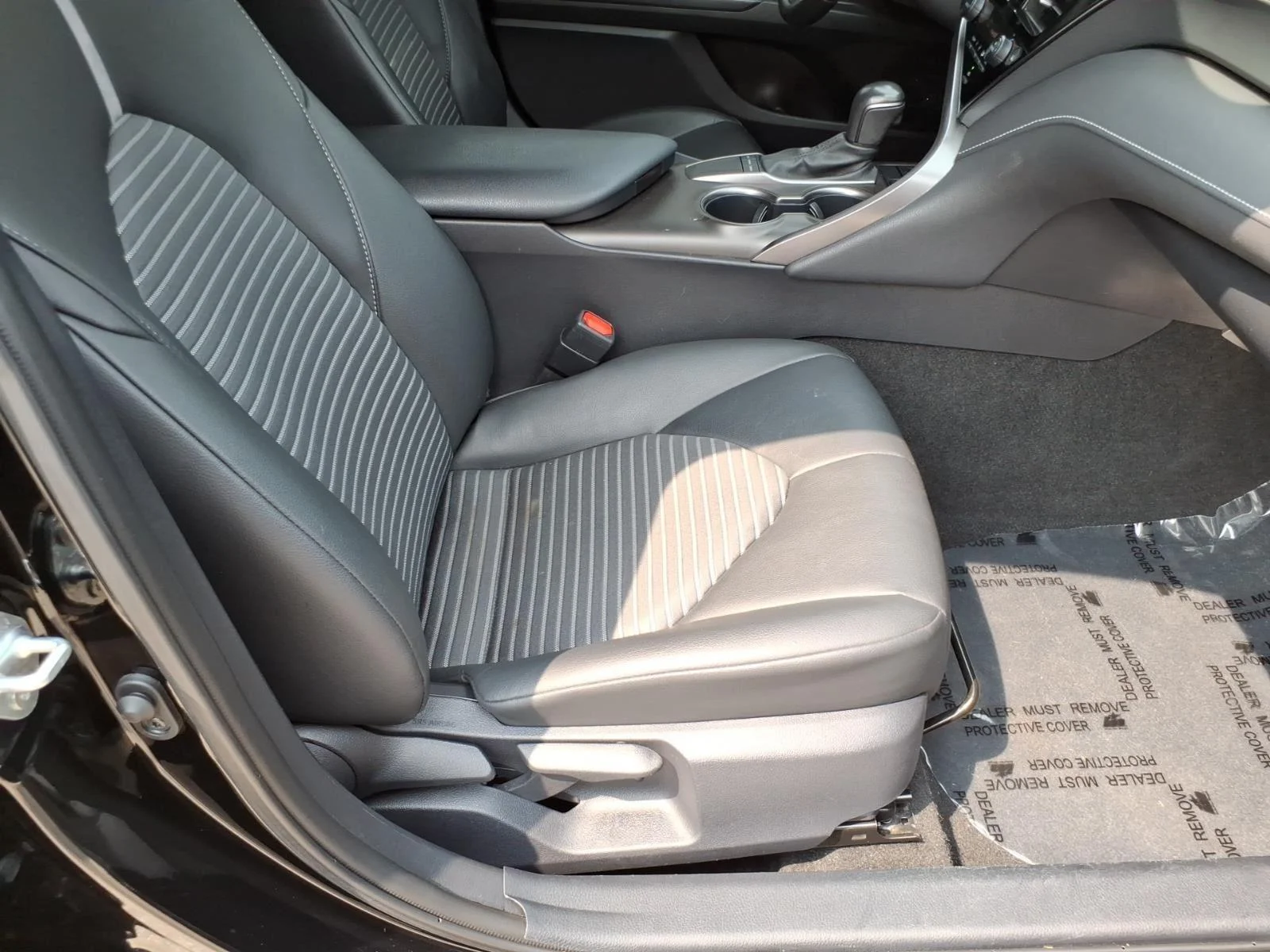 Used 2023 Midnight Black Metallic Toyota SE image 22