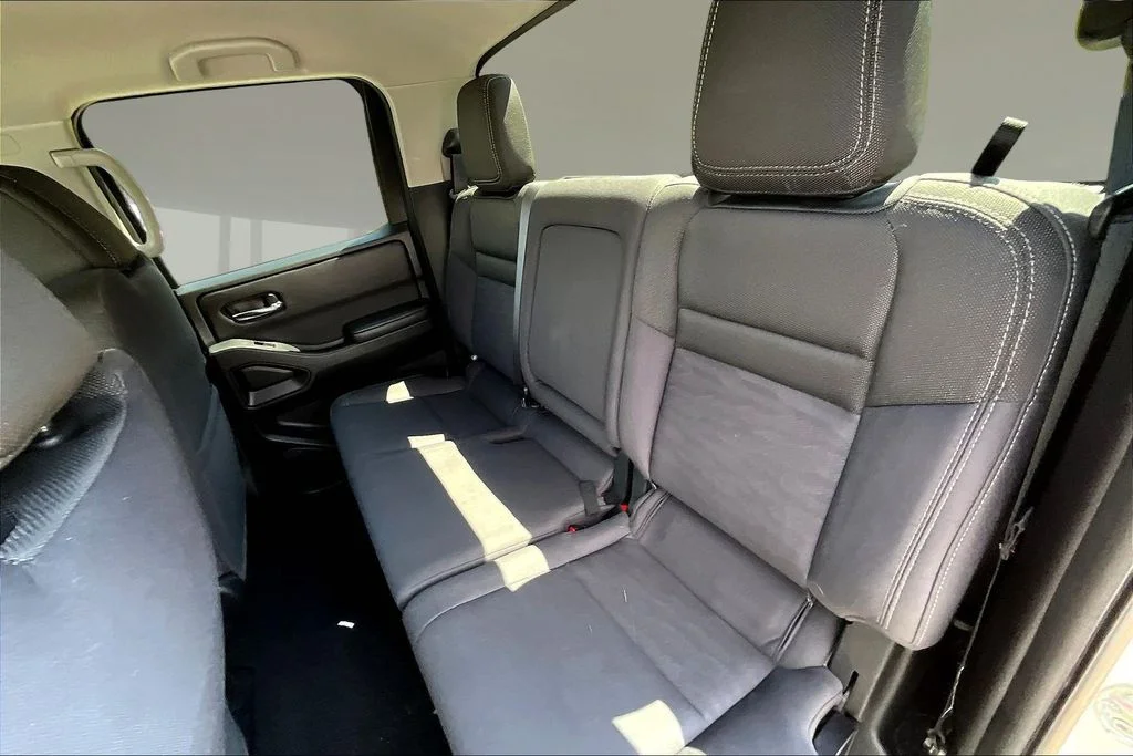 Used 2023 Glacier White Nissan SV image 21