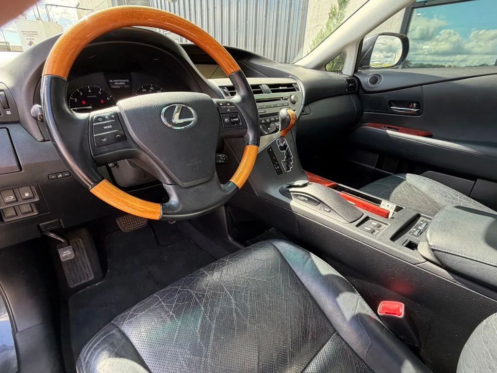 Used 2010 Blue Lexus 350 image 7