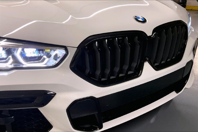 Used 2022 White BMW xDrive40i image 33