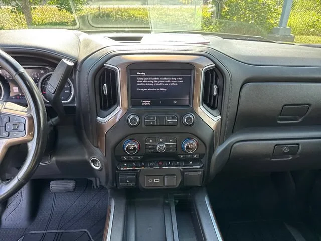 Used 2020 Black Chevrolet High Country image 20