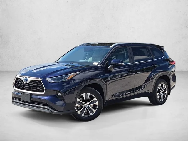 2023 Toyota Highlander Hybrid XLE