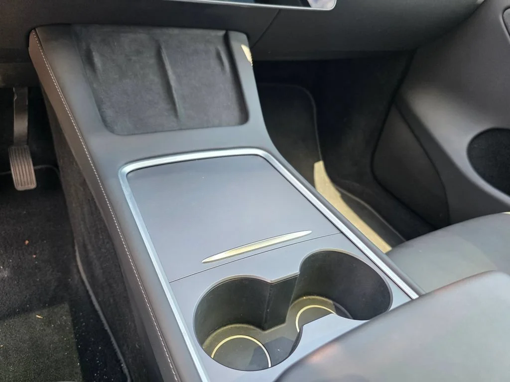 Used 2023  Tesla Long Range image 19
