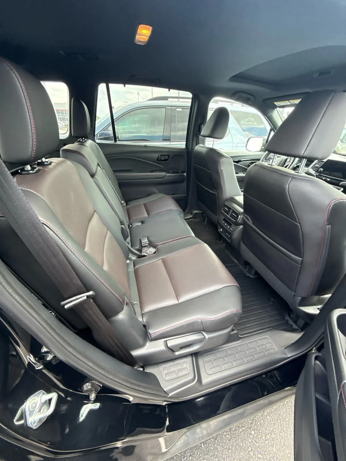 Used 2024 Crystal Black Pearl Honda Black Edition image 9