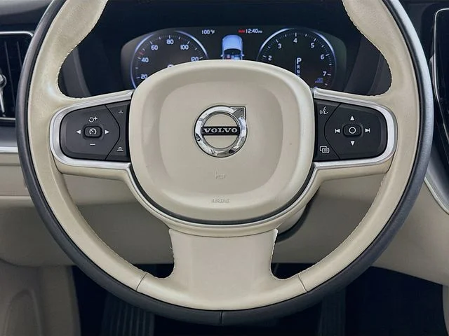 Certified Used 2020 White Volvo T5 Momentum image 14