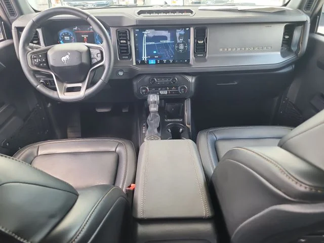 Used 2025 Blue Ford Badlands image 13