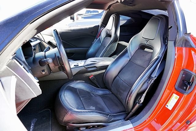 Used 2014 Red Chevrolet Coupe image 16