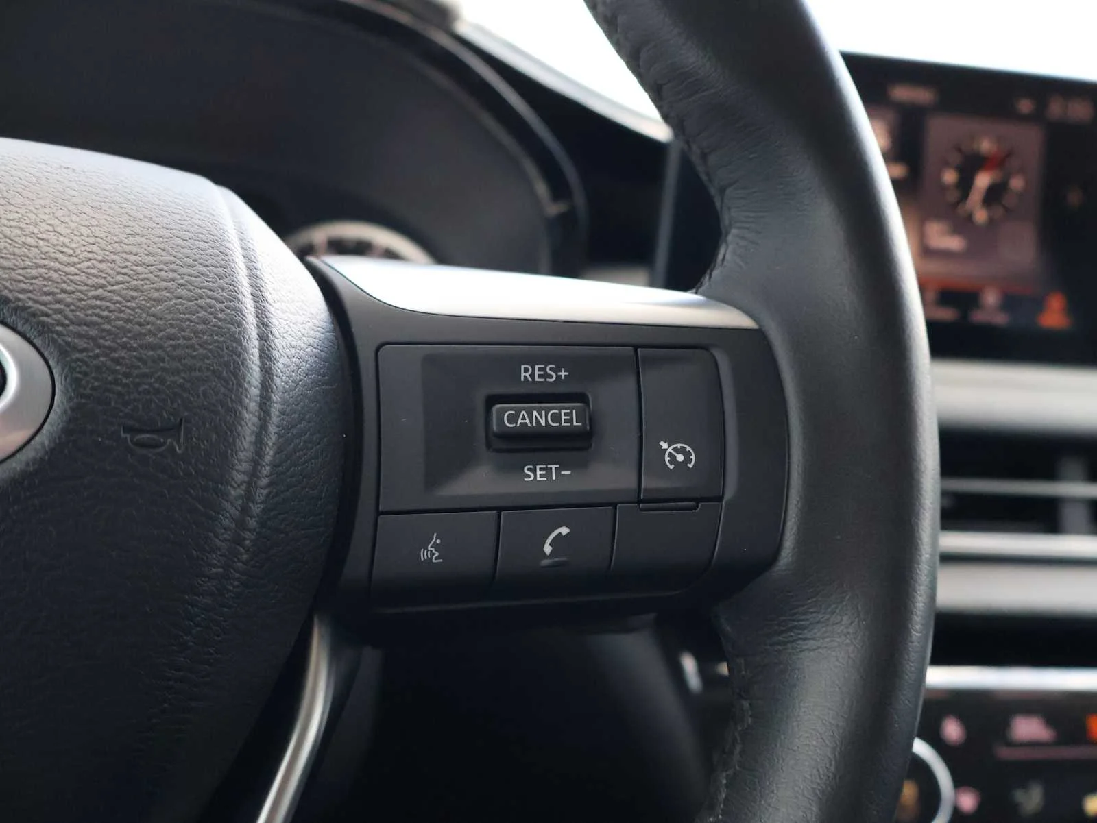 Certified Used 2023 Mineral Black INFINITI PURE image 24