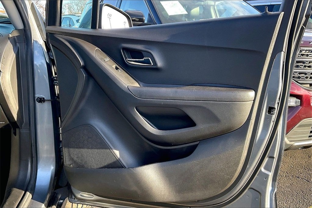 2019 CHEVROLET TRAX - Image 20