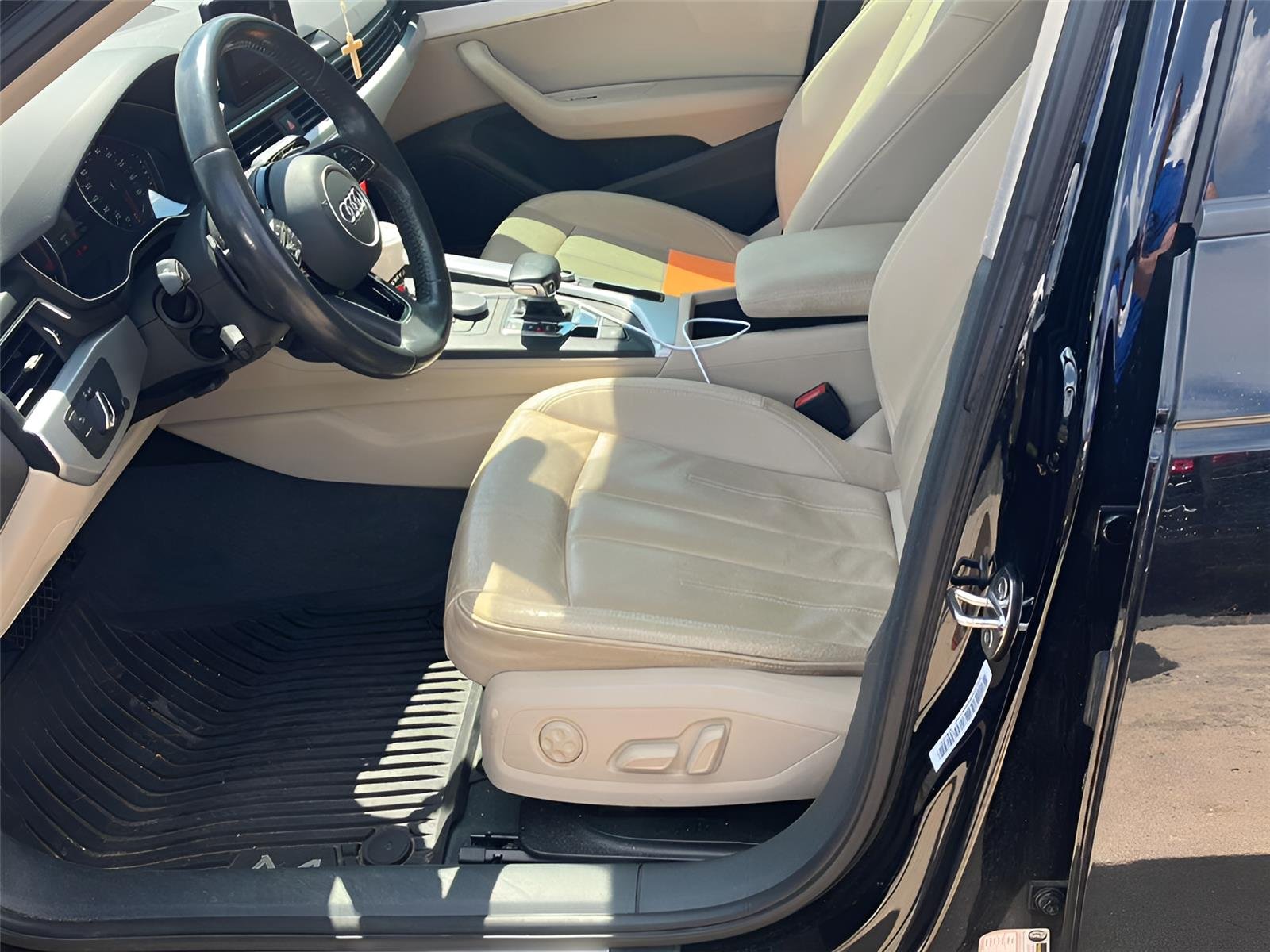 Used 2018 Brilliant Black Audi Premium image 6