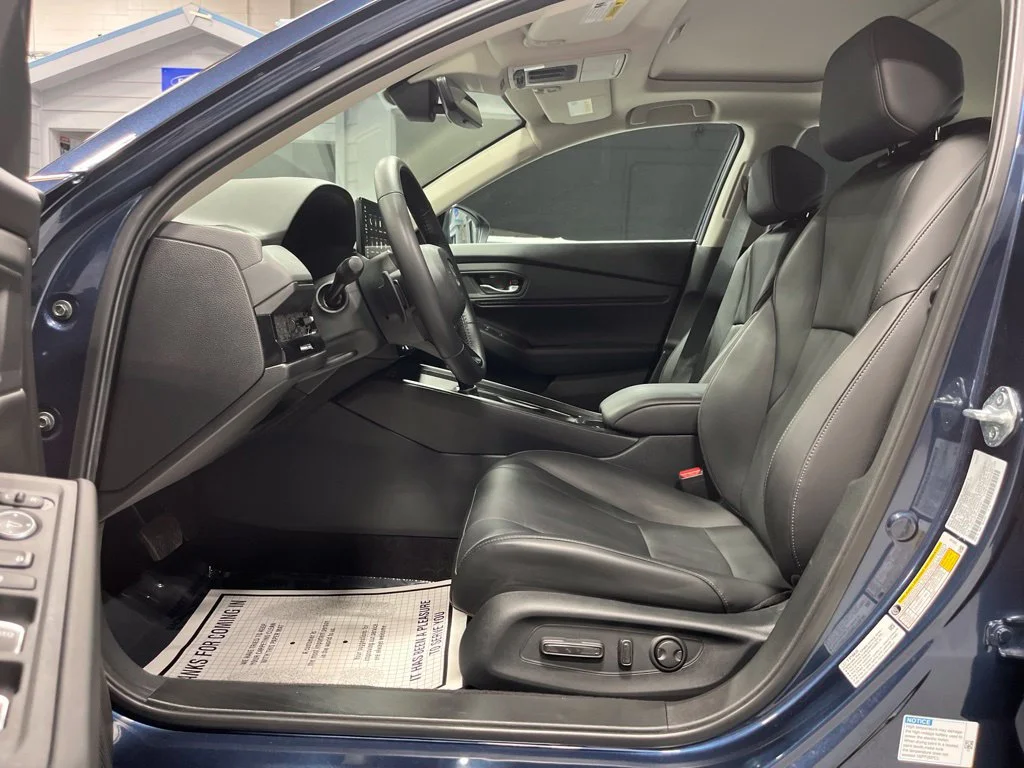 2025 Honda Accord Hybrid EX-L - Photo 48