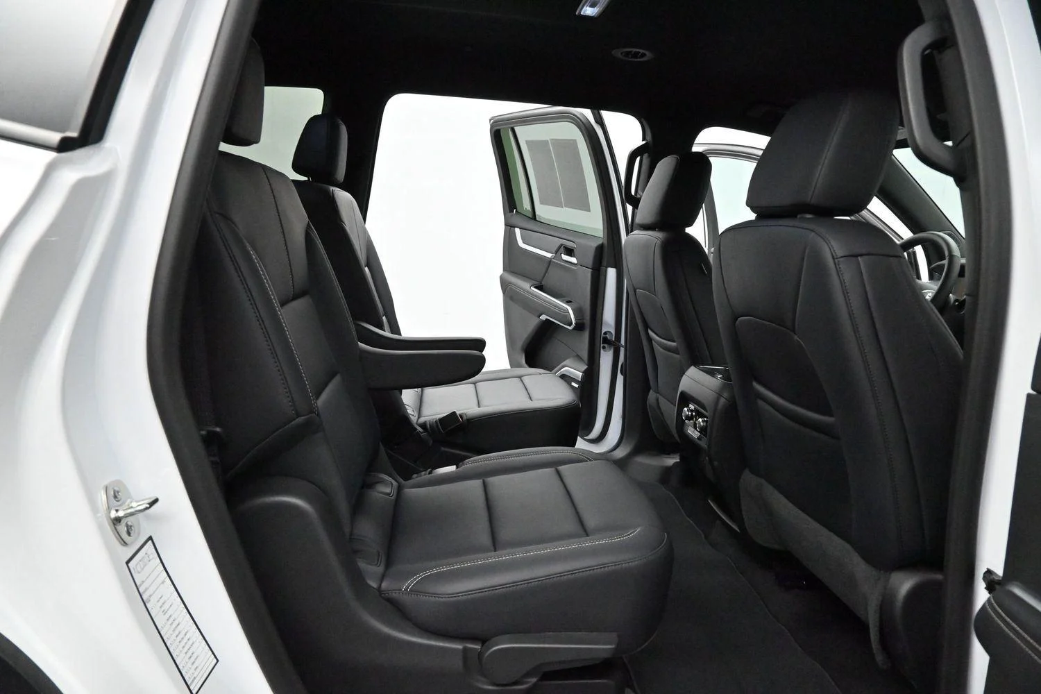 Used 2026 Summit White GMC Elevation image 34