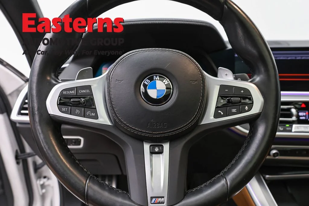 Used 2023 White BMW xDrive40i image 10